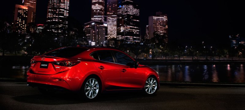 Мазда 3