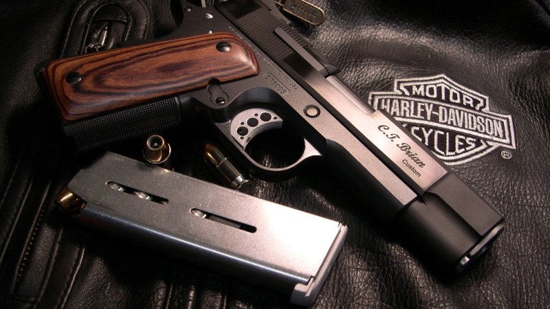 Colt m1911a1 якудза