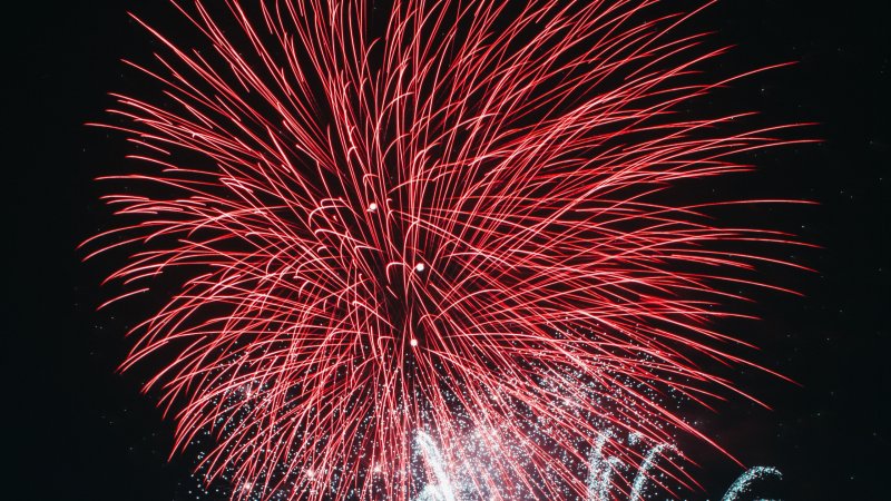 Салют обои на телефон