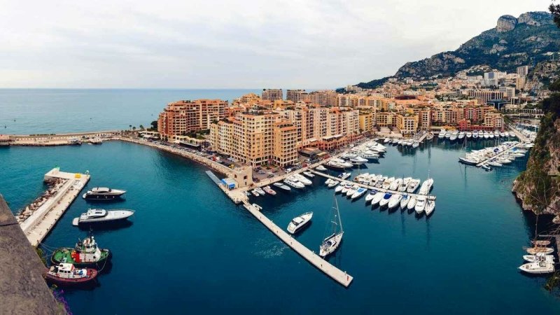 Монако Пирс