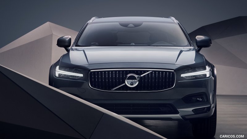 Вольво v90 Cross Country 2020