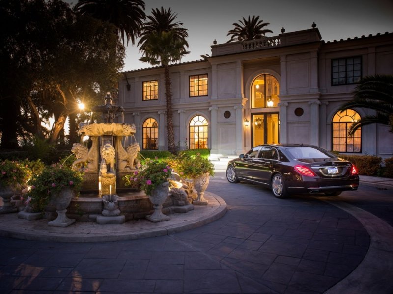 Mercedes Benz w222 Maybach