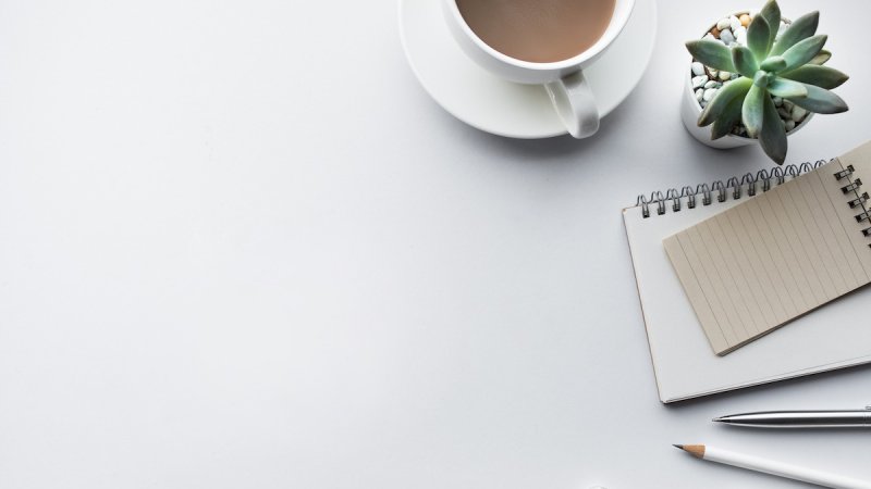 Стильный стол сверху