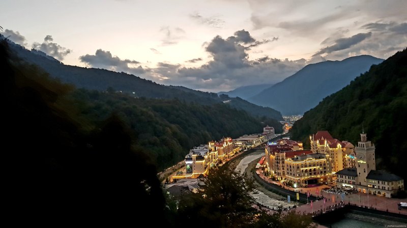 Сочи красная Поляна роза Хутор