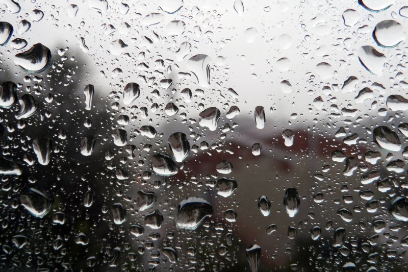 Стекло с каплями