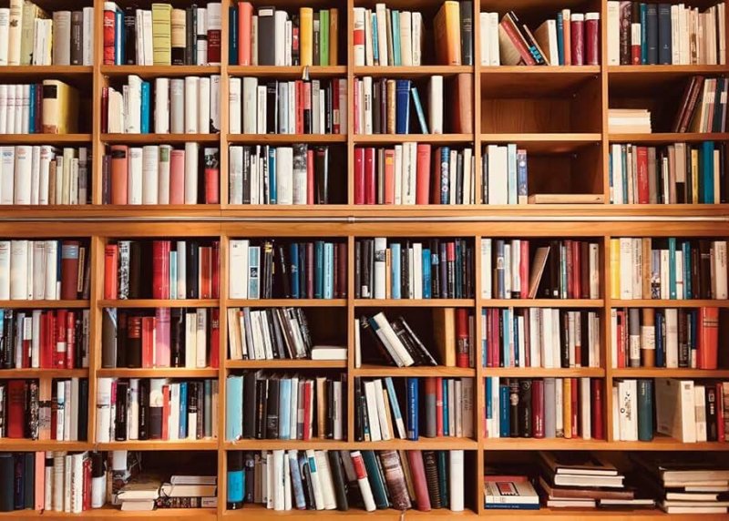 Стеллаж для книг