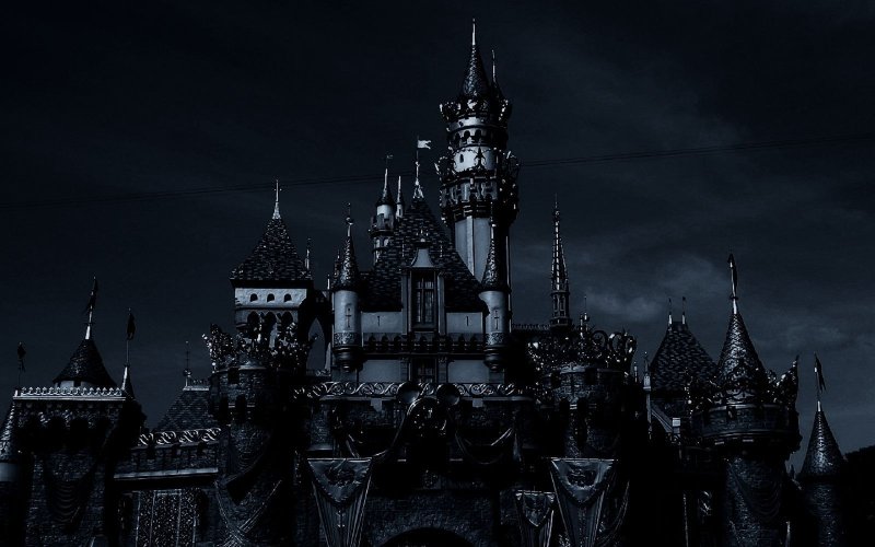 Готический стиль замок Дракулы