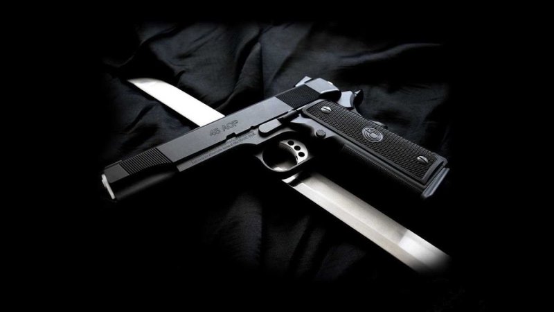 Нож Кольт 1911