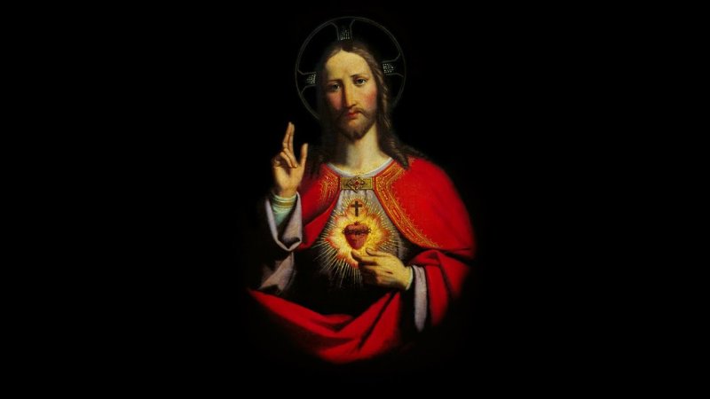 Иконы на темном фоне