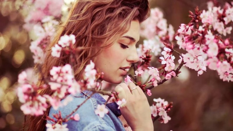 Девушка весной