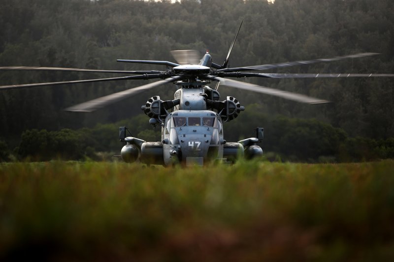 Вертолёт Ch-53e super Stallion