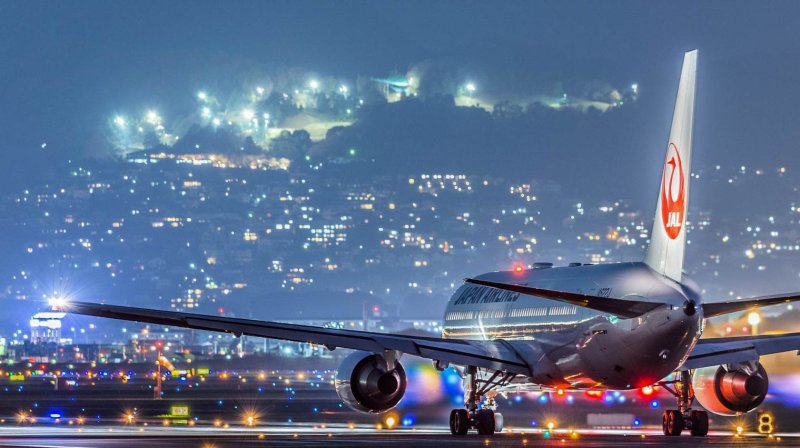 Самолет аэропорт Осака