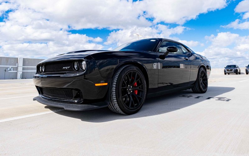 Додж Челленджер 2021 черный