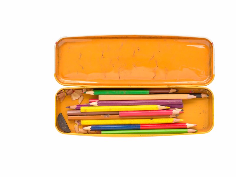 Коробка с карандашами пенал для детей