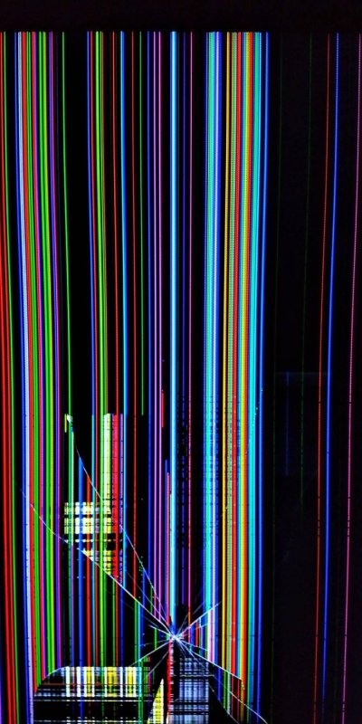 Сломанный экран телефона