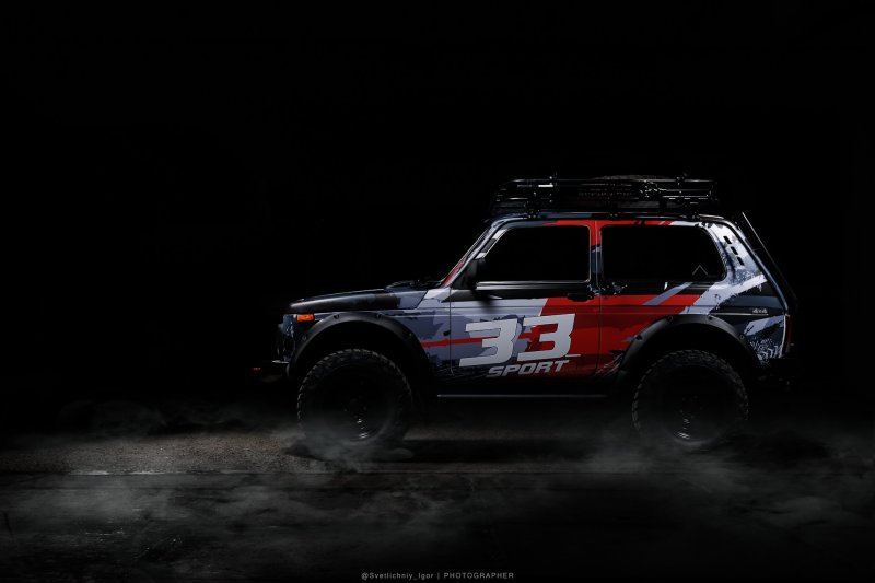 Лада 4x4 2121 Нива красная