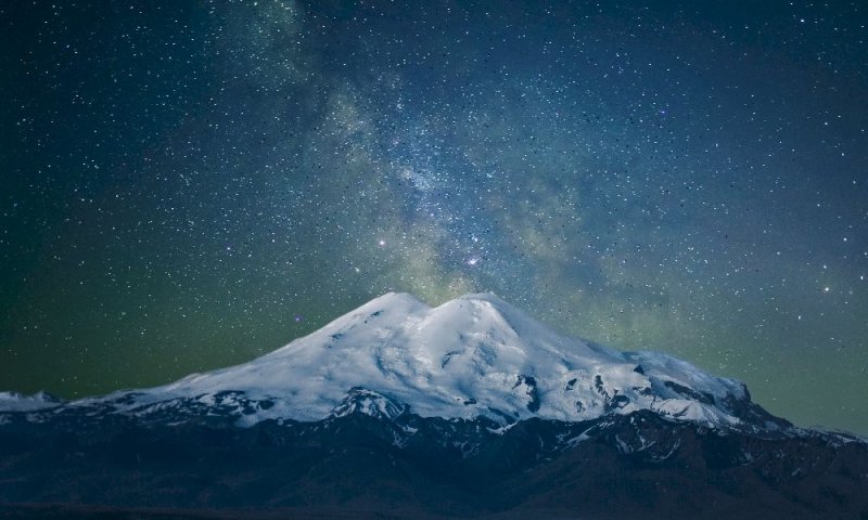 Гора Эльбрус