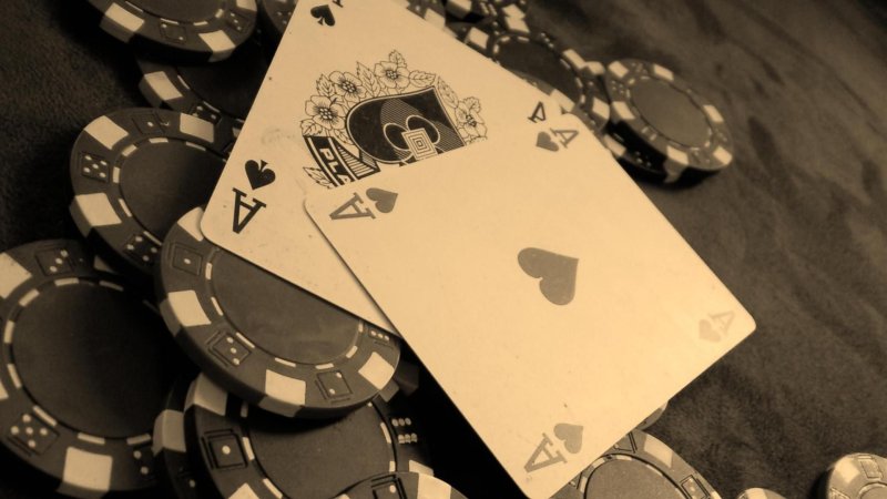 Покер фон обои фишки карты