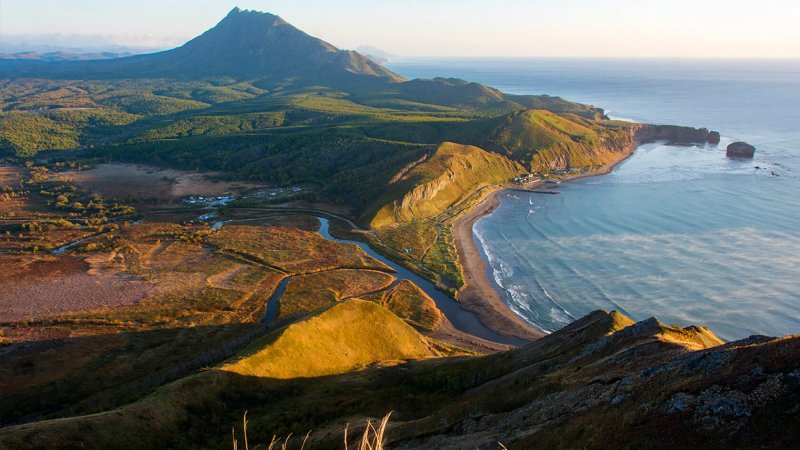 Остров Сахалин бухта Тихая