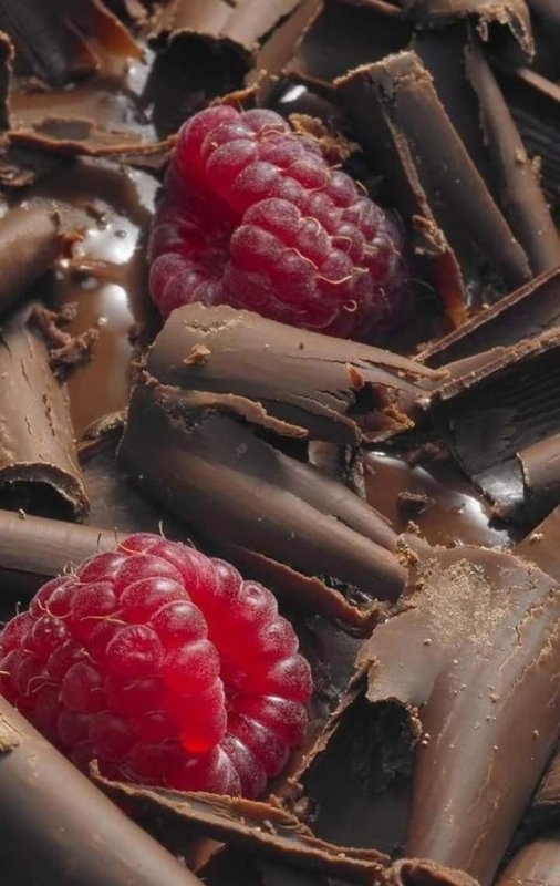 Фрукты и шоколад