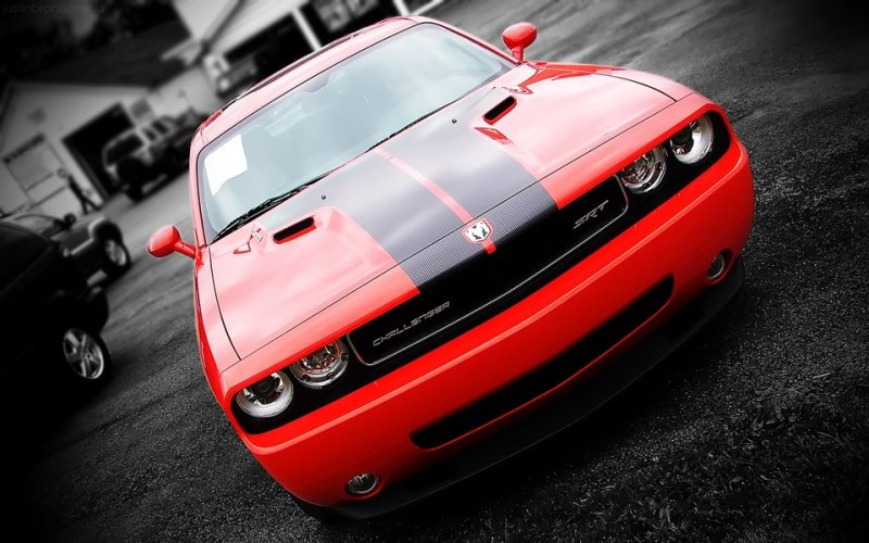 Dodge Challenger спортивный