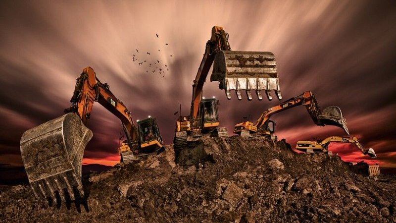 Красивый экскаватор