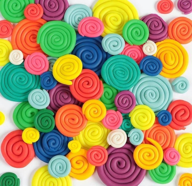 Разноцветный пластилин