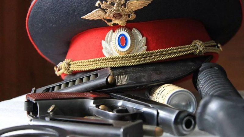 Сотрудники органов внутренних дел