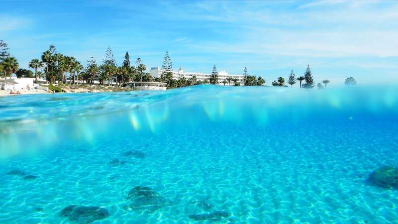 Кипр Нисси Бич