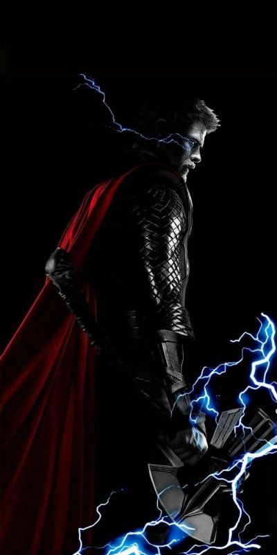 Тор с Гром секирой