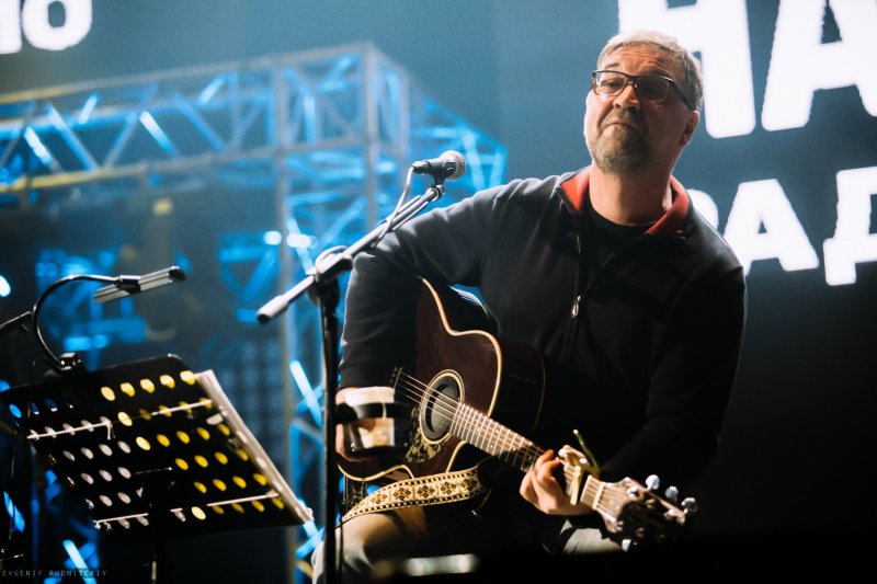 Чартова дюжина