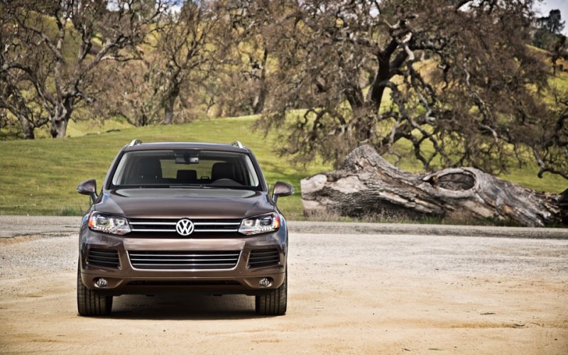 Фольксваген Туарег 2014