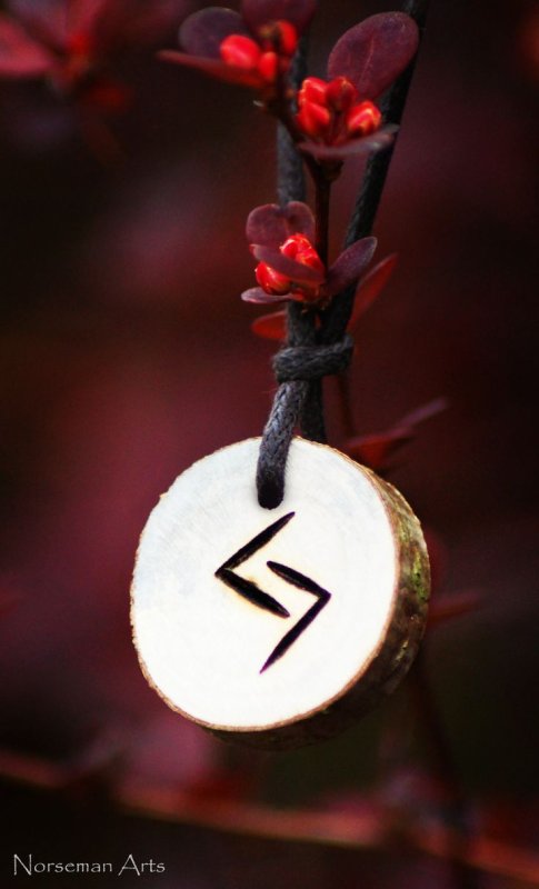 Йера Скандинавская руна