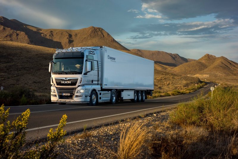 Фура машина