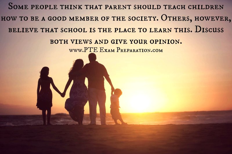 Семейная фотосессия на закате