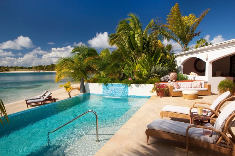 Домик у океана