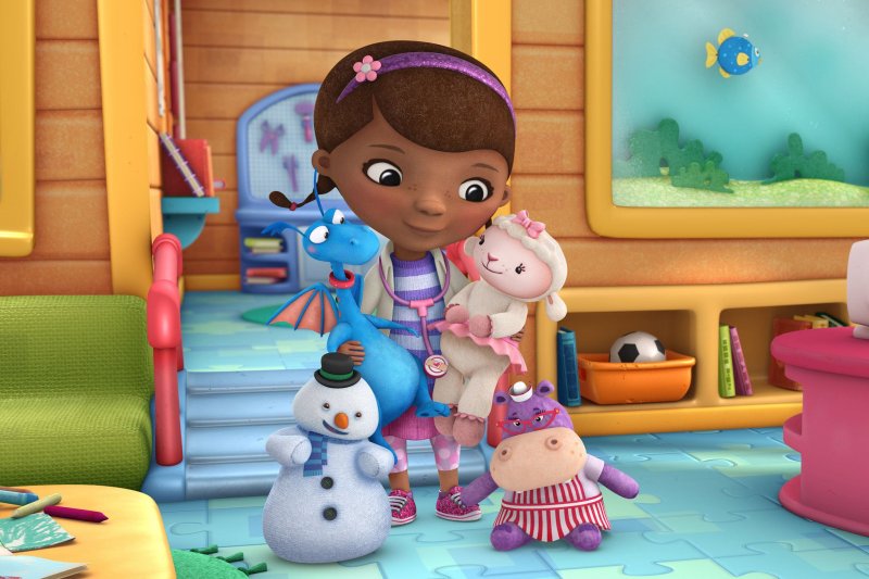 Плюшева мультик доктор Плюшева