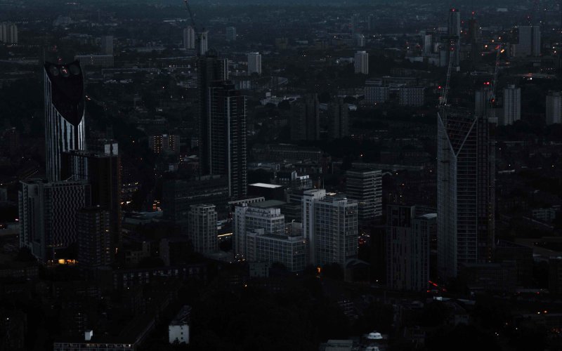 Тёмный город