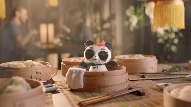 Панда из рекламы на канале пятница