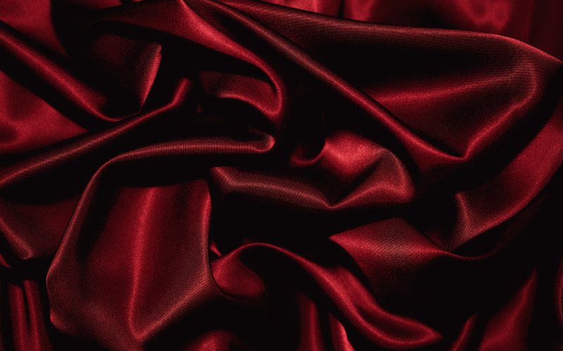 Красная ткань