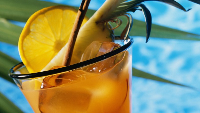 Коктейль на пляже
