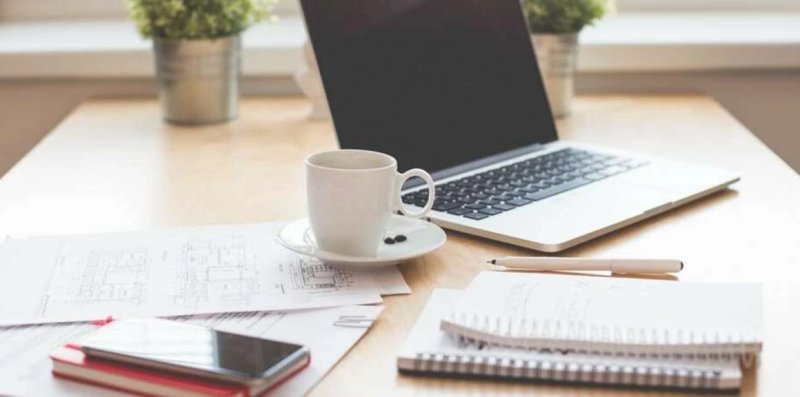 Стол для ноутбука