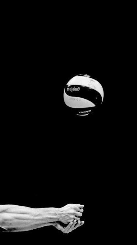 Волейбол на черном фоне