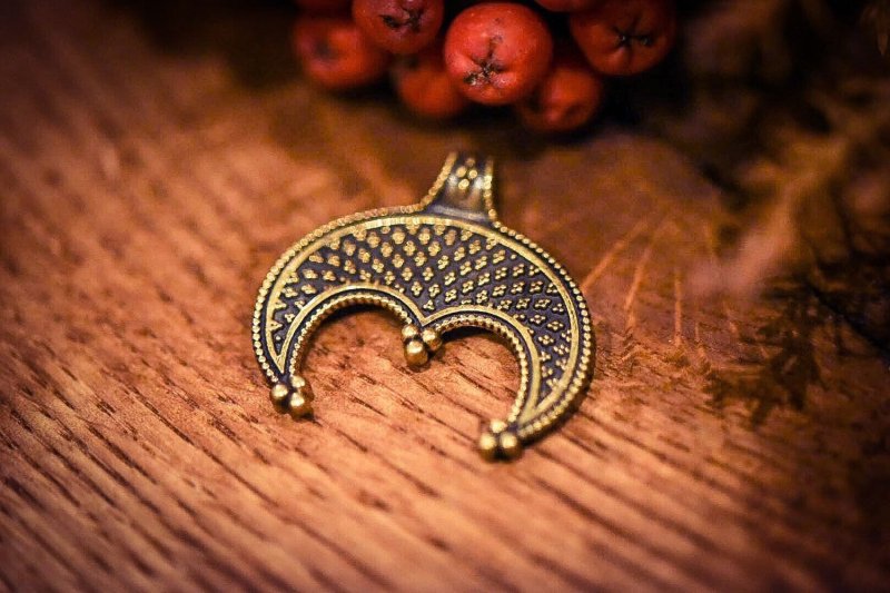 Лунница Вятичи