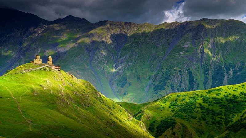 Грузия Казбек Казбеги