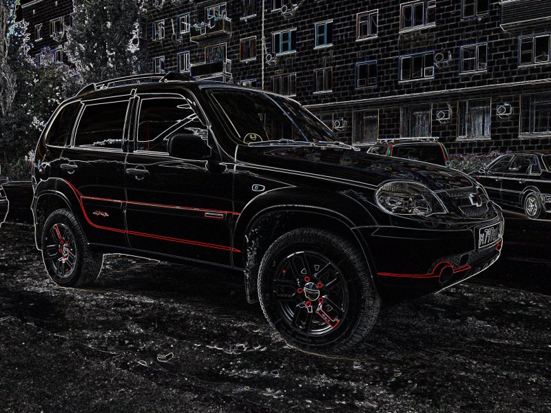 Шеви Нива черная