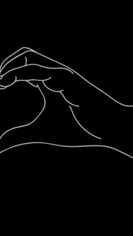 Силуэт на черном фоне