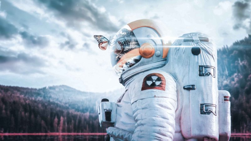 Обои космонавт