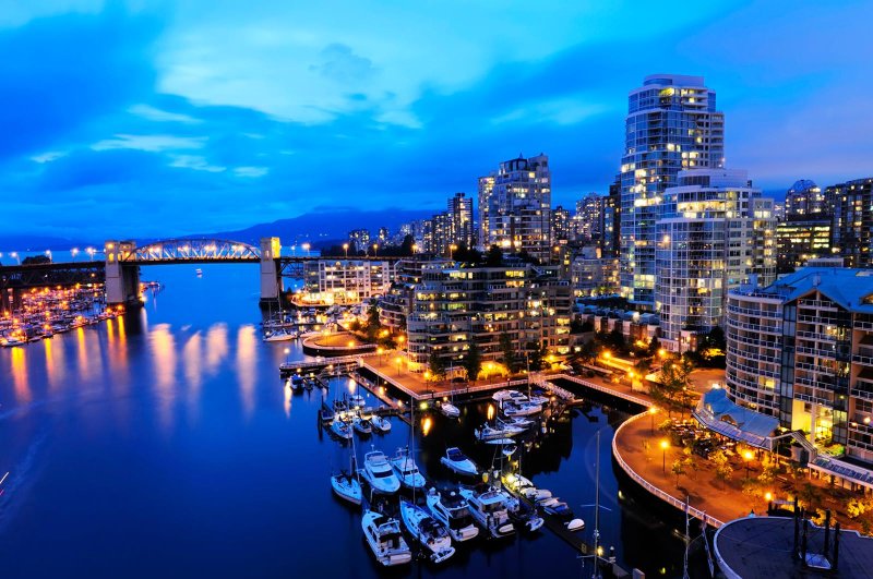 Ночной город