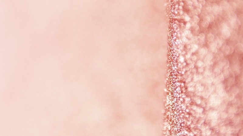 Розовые блестки